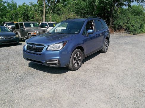 Used 2017 Subaru Forester 2.5i Limited AWD/4WD image 14
