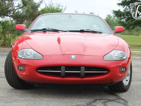 Used 2000 Jaguar XK8 Convertible RWD image 6