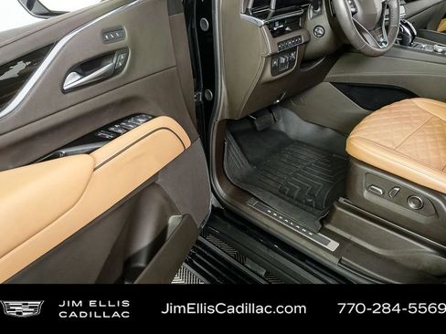 Used 2023 Cadillac Escalade Sport w/ LPO, ONYX Package image 9