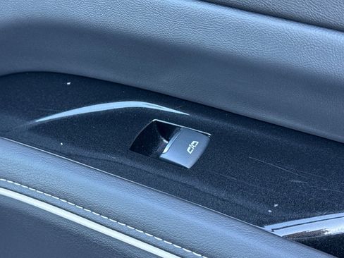 Certified 2024 Cadillac Escalade Sport image 20