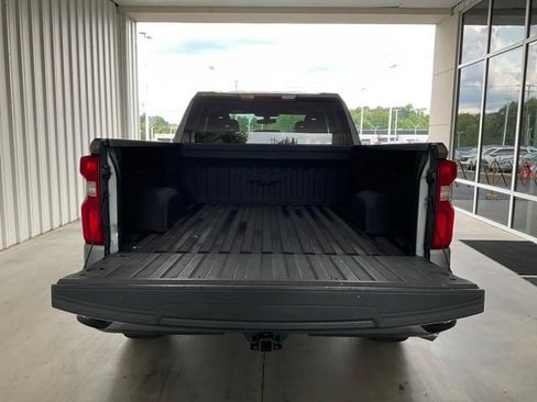 Used 2020 Chevrolet Silverado 1500 Custom w/ Custom Value Package RWD image 13