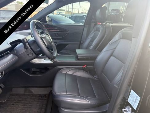 Used 2025 Lincoln Nautilus Premier w/ Equipment Group 102A AWD/4WD image 12