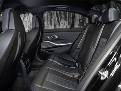 Used 2023 BMW M3 Competition w/ Executive Package image 13