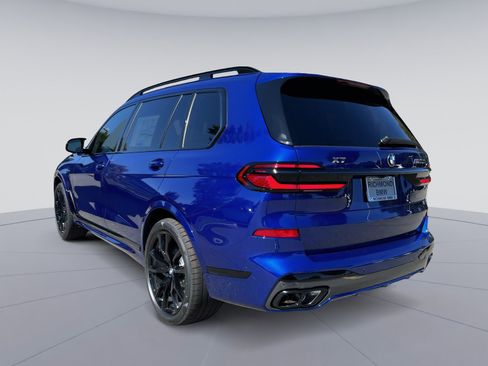 New 2026 BMW X7 M60i image 3