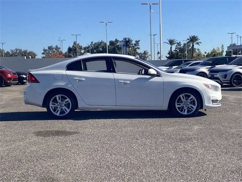 Used 2015 Volvo S60 T5 Premier image 4