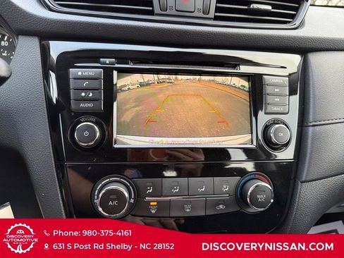 Certified 2020 Nissan Rogue S image 19