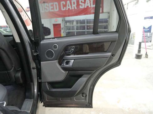 Used 2018 Land Rover Range Rover Supercharged AWD/4WD image 30