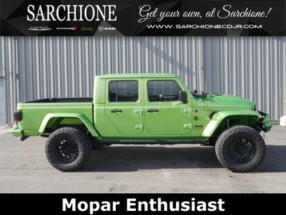 New 2025 Jeep Gladiator Sport w/ Premium Package