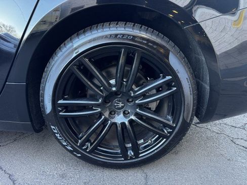 Used 2018 Maserati Ghibli RWD image 38