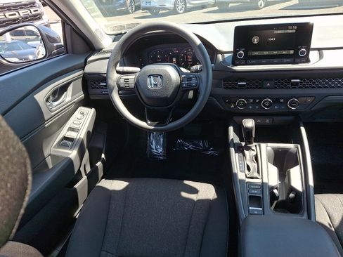 Used 2025 Honda Accord SE image 10