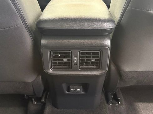 Used 2024 Toyota RAV4 XLE FWD image 27