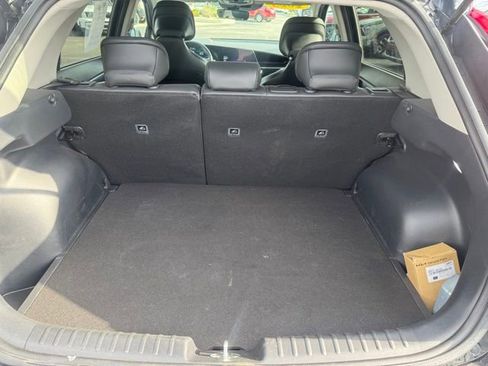 Certified 2025 Kia Niro EX Touring FWD image 20