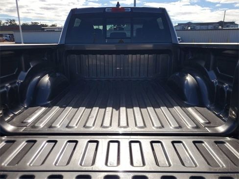 Used 2020 RAM 1500 Laramie image 7