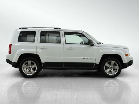 Used 2014 Jeep Patriot Latitude image 6