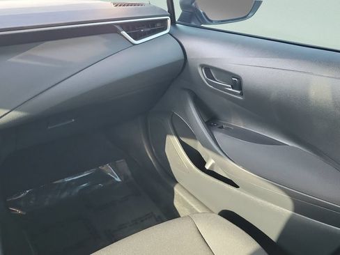Used 2024 Toyota Corolla LE FWD image 13