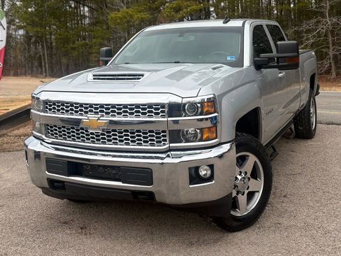Used 2019 Chevrolet Silverado 2500 LT w/ LT Convenience Package image 53