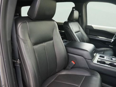 Used 2021 Ford Expedition XLT RWD image 22