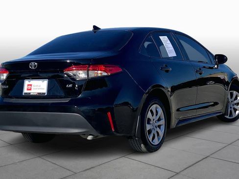 Certified 2025 Toyota Corolla LE image 12