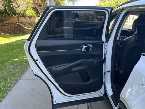 Used 2022 Kia Sorento S w/ Panoramic Sunroof Package FWD image 51