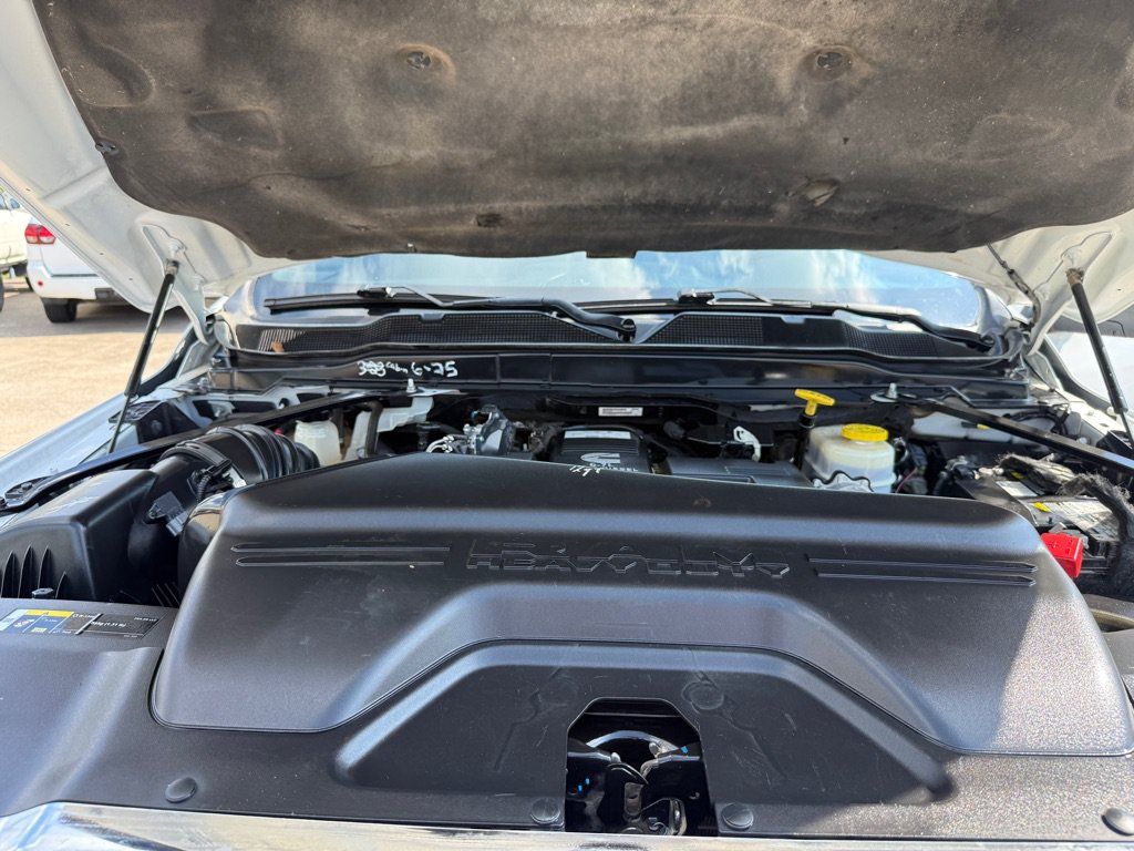 Used 2022 RAM 3500 Tradesman AWD/4WD image 37