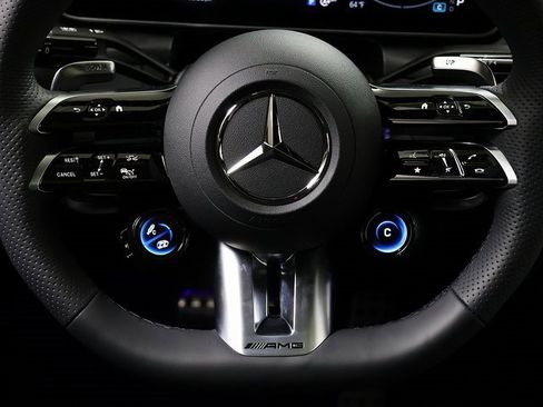 New 2026 Mercedes-Benz GLC 43 AMG GLC 43 AMG image 17