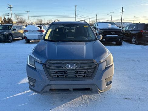 Used 2024 Subaru Forester Premium image 10