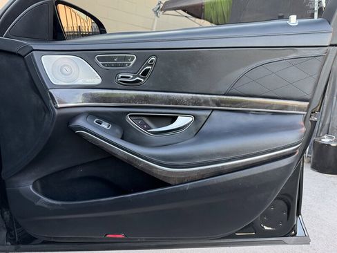 Used 2015 Mercedes-Benz S 550 Sedan image 40