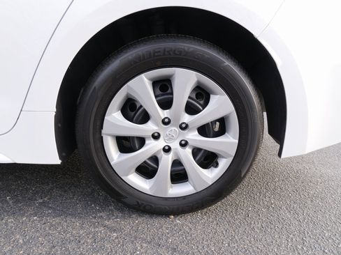 Used 2023 Toyota Corolla LE image 13