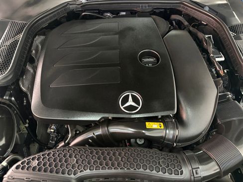 Used 2020 Mercedes-Benz C 300 Sedan image 31