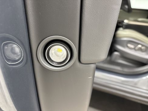 Used 2023 Rivian R1S Adventure AWD/4WD image 12