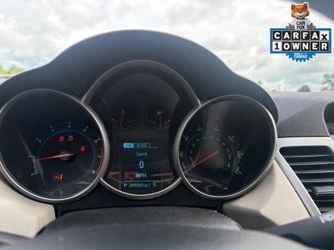 Used 2014 Chevrolet Cruze LS FWD image 26