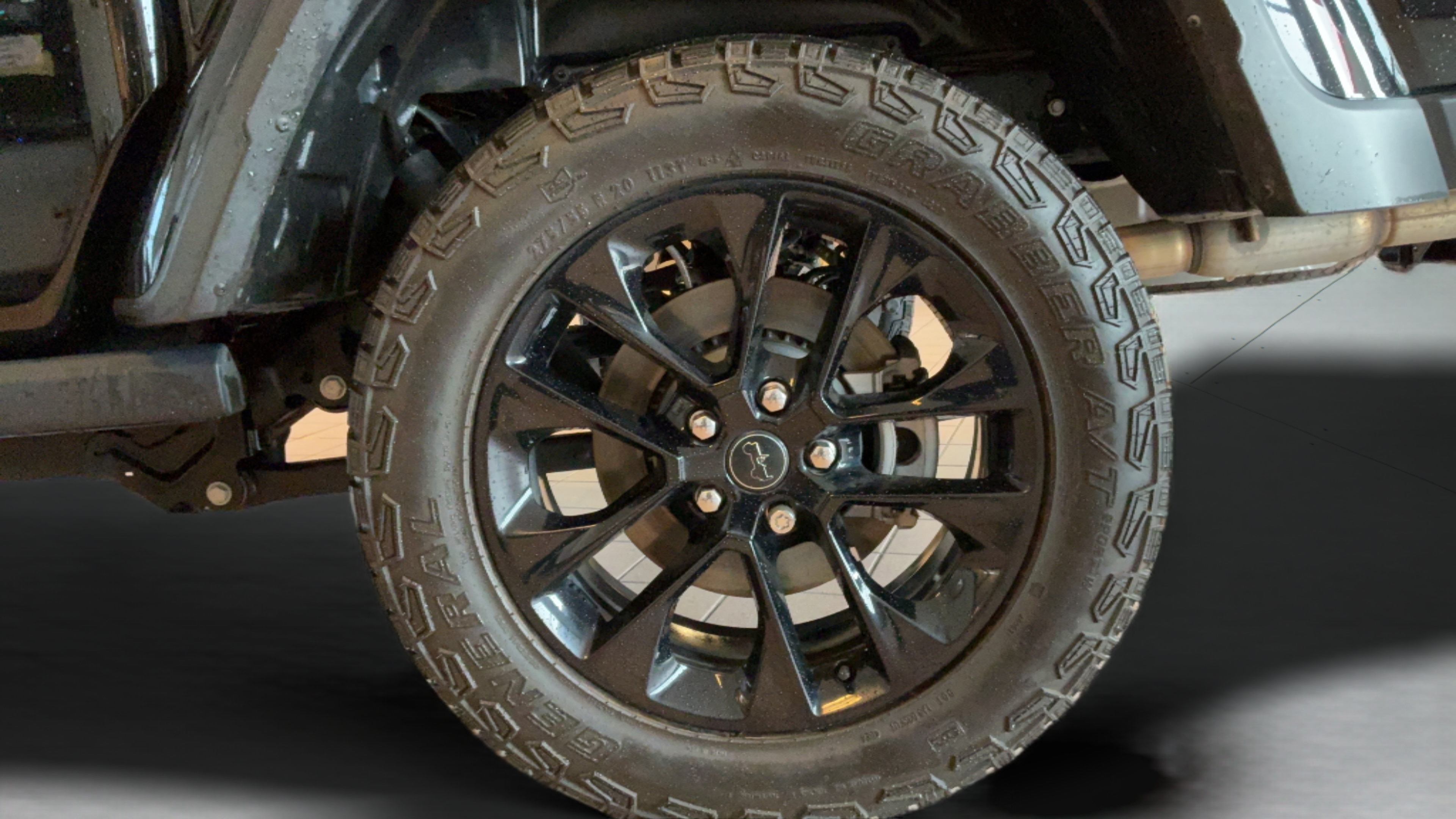 Used 2025 Jeep Gladiator Sport AWD/4WD image 45