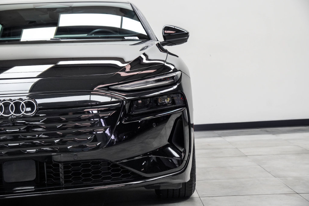 Used 2025 Audi A6 e-tron Premium w/ Ultra Package RWD image 6