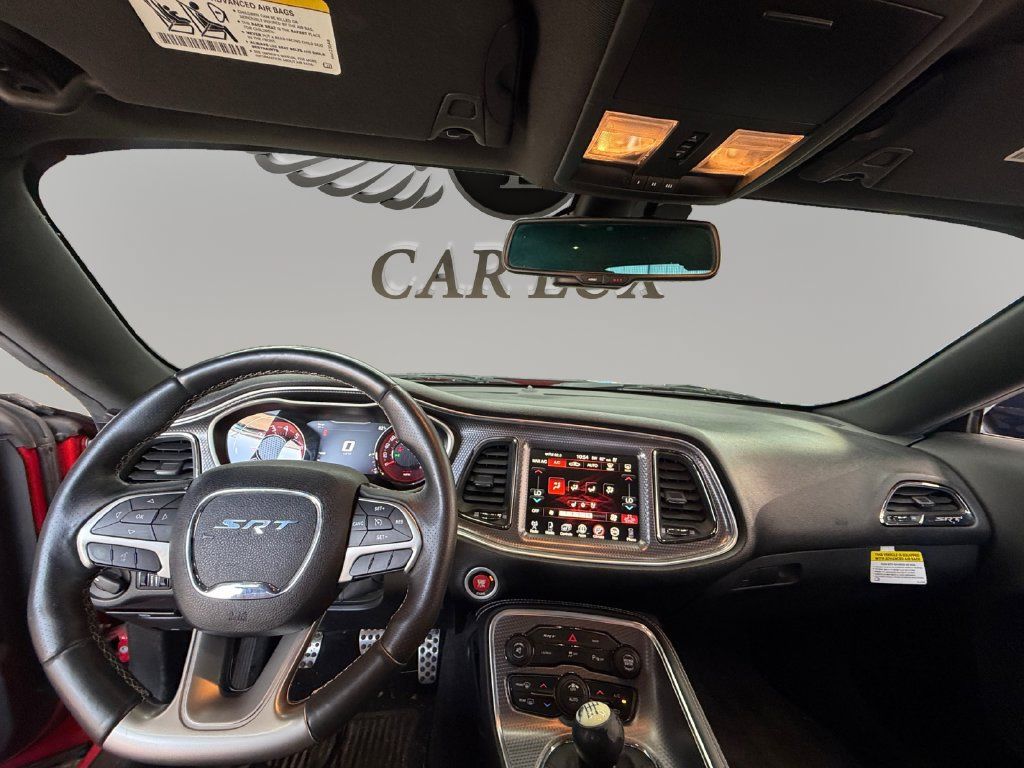 Used 2016 Dodge Challenger SRT Hellcat RWD image 11