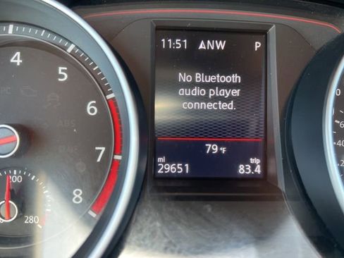 Used 2017 Volkswagen Golf 4-Door FWD image 10