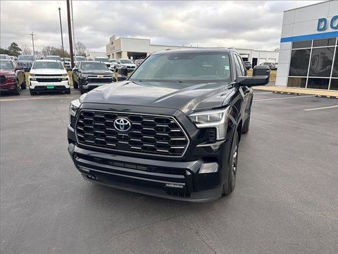 Used 2023 Toyota Sequoia SR5 image 2