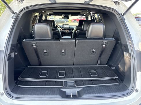 Used 2025 Honda Pilot Black Edition image 36