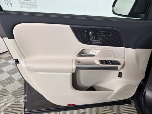 New 2026 Mercedes-Benz GLA 250 4MATIC image 12