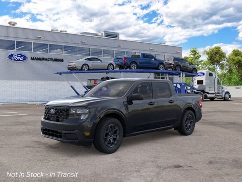 New 2026 Ford Maverick XLT w/ Equipment Group 301A AWD/4WD image 2