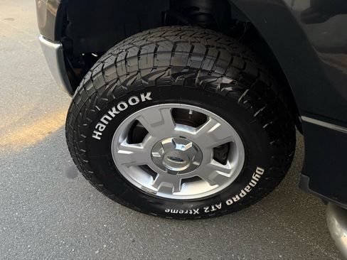 Used 2012 Ford F150 XLT w/ XLT Convenience Pkg image 40