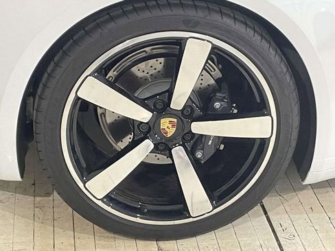 Certified 2023 Porsche 911 Carrera RWD image 13