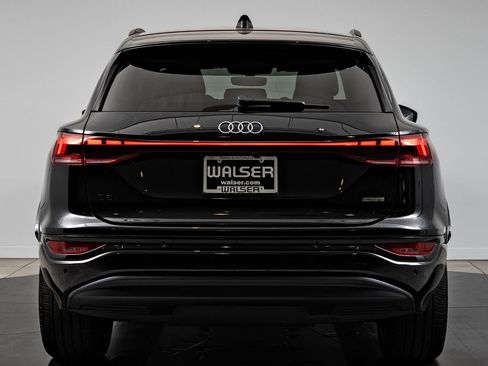 Used 2025 Audi Q6 e-tron Premium Plus w/ Premium Plus AWD/4WD image 7