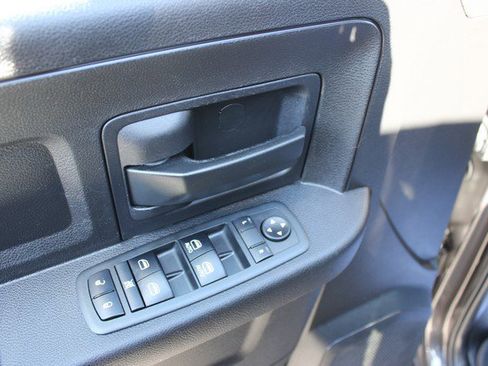 Used 2018 RAM 1500 Express w/ Express Value Package image 6