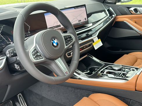 New 2027 BMW X7 xDrive40i w/ M Sport Package AWD/4WD image 9