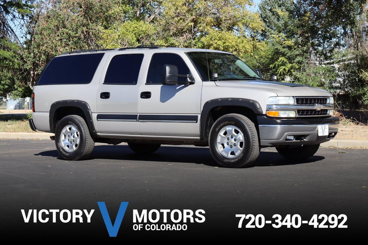Used 2004 Chevrolet Suburban LS w/ Preferred Equipment Group AWD/4WD image 1