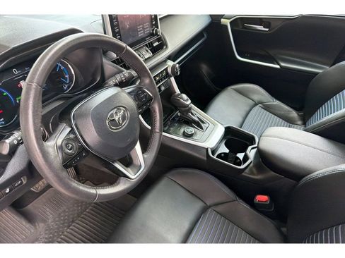 Used 2021 Toyota RAV4 XSE w/ XSE Grade Weather Package AWD/4WD image 10