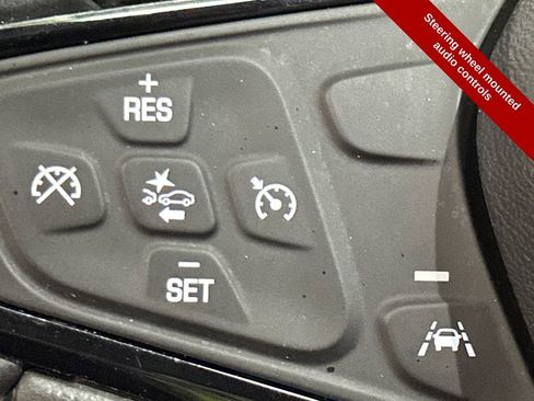 Used 2022 Chevrolet Equinox RS image 35