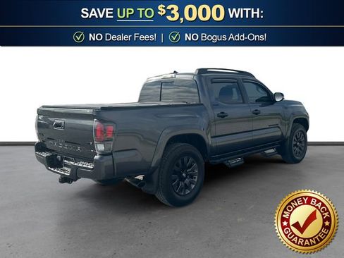 Used 2022 Toyota Tacoma Limited w/ Nightshade Package AWD/4WD image 7