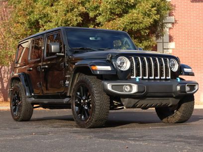 Used 2022 Jeep Wrangler Unlimited Sahara w/ Cold Weather Group