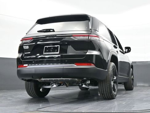 New 2026 Jeep Grand Cherokee Limited w/ Limited Altitude Package RWD image 54